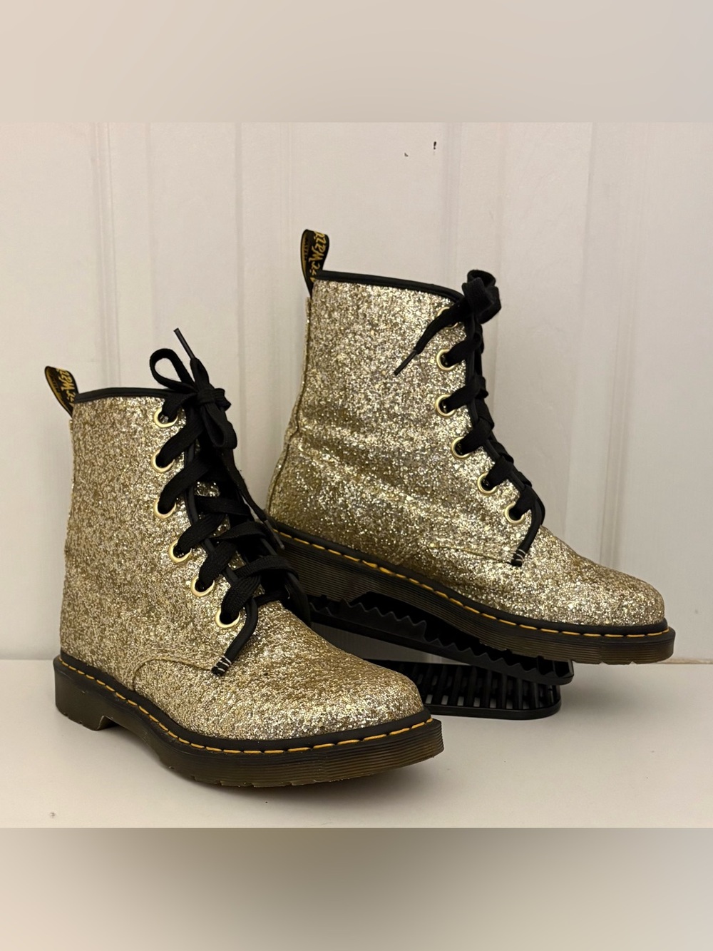 DR. MARTENS, 1460 Farrah Gold Glitter-Combat Boots - Picture 2 of 7